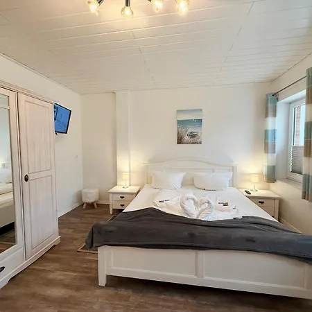 Mien Hus, 1